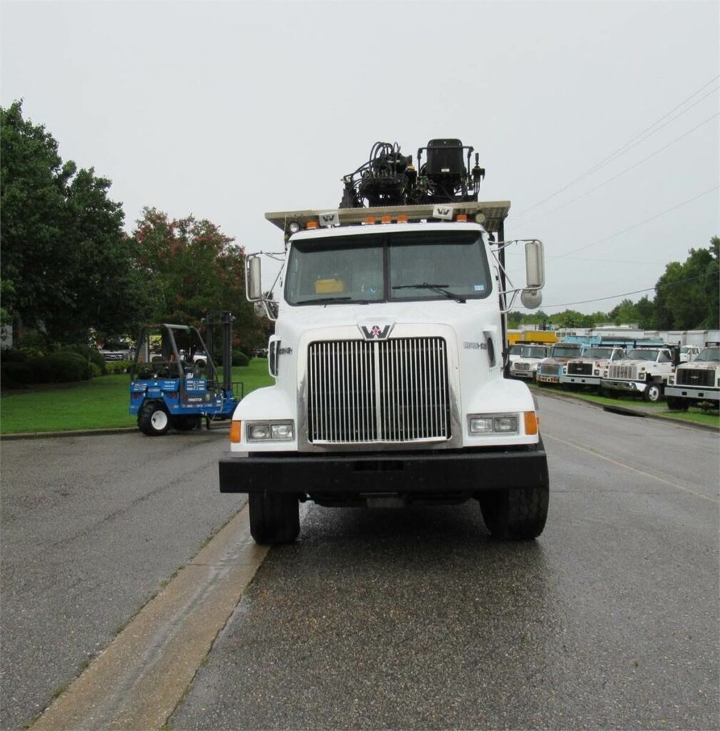 Western Star 4900 Crane Truck – 2005 IMT 16000SIII Knuckle Boom Crane, 10 Spd