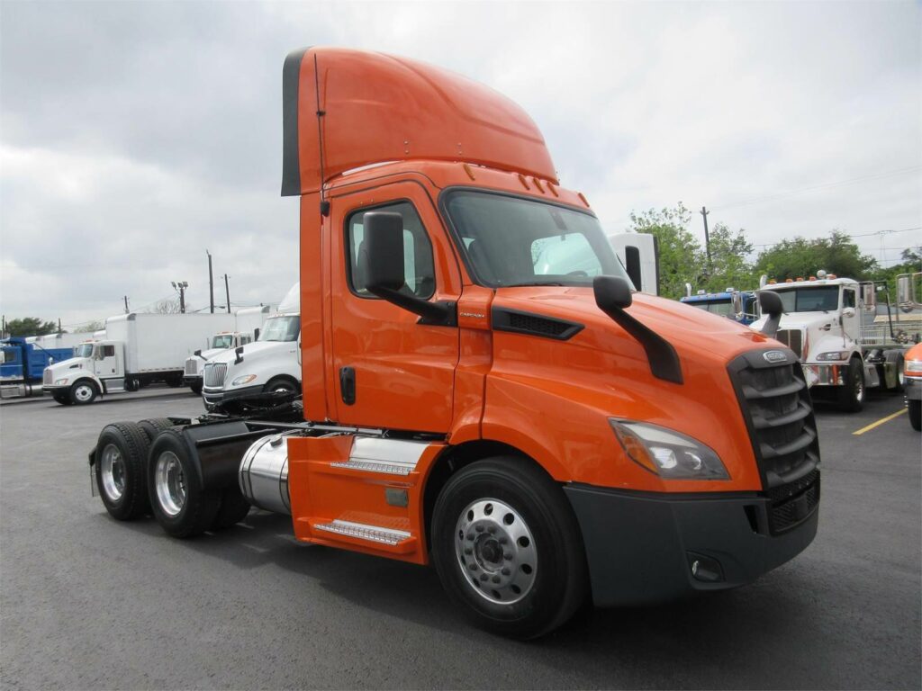 2018 Freightliner Cascadia 116 Day Cab Truck – Detroit 450HP, 12 Speed Dt12 Automatic