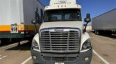 2012 Freightliner Cascadia 125 Day Cab Truck – DETROIT 60 – EATON FULLER 10 SPEED