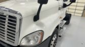 2016 Freightliner Cascadia 125 Single Axle Day Cab Truck – Detroit 410HP, 10 Speed Ultrashift Manual