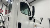 2016 Freightliner Cascadia 125 Single Axle Day Cab Truck – Detroit 410HP, 10 Speed Ultrashift Manual