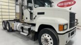 2018 Mack Pinnacle CHU613 Day Cab Truck – MP8 445HP