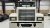 2018 Mack Pinnacle CHU613 Day Cab Truck – MP8 445HP