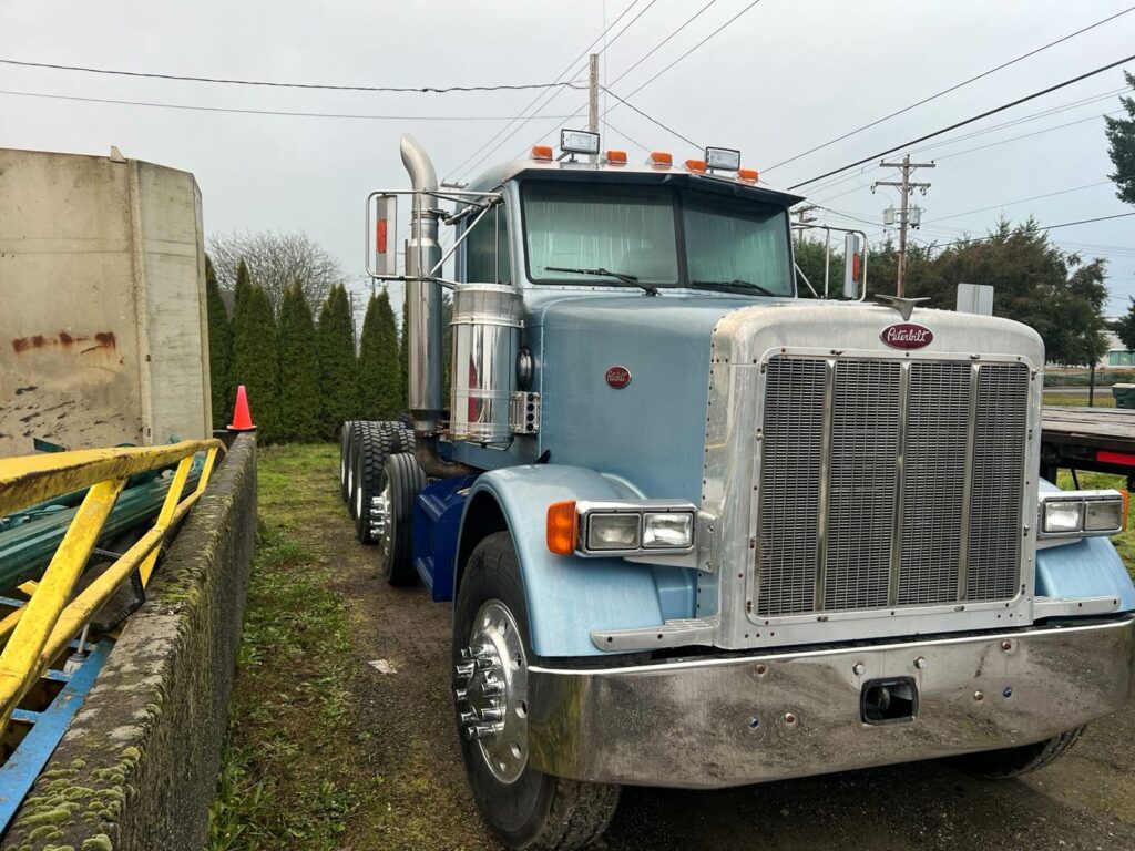 1990 Peterbilt 378 5 axle (quad) day cab tractor