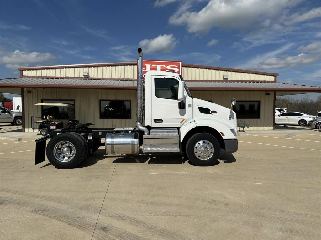 2020 Peterbilt 579 Single Axle Day Cab Truck – Paccar 430HP, 12 Speed Endurant Amt