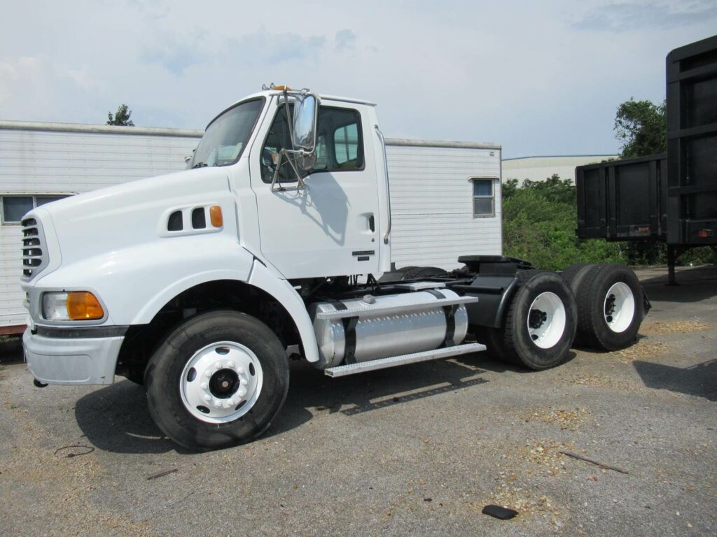 2007 Sterling A9500 Day Cab Truck – Mercedes-Benz 450HP, 10 Speed Manual