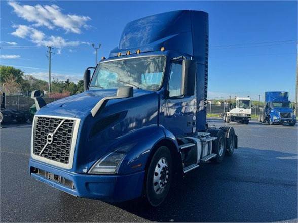 2020 Volvo VHD64BT300 Day Cab Truck – D13 410HP, Automatic