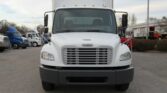 2013 Freightliner M2 106 24 ft Box Truck – 220HP, Automatic, Roll up Door, Liftgate