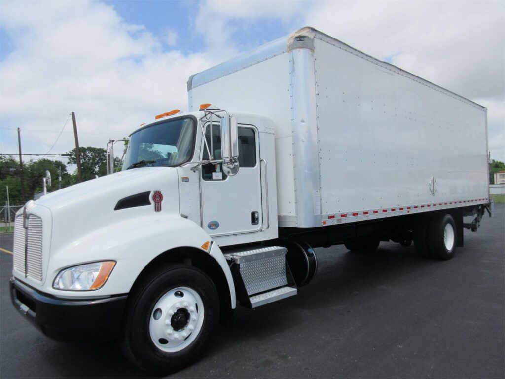 2021 Kenworth T270 26 ft Box Truck – 220HP, 6 Speed Allison Hs Automatic, Roll up Door, Liftgate