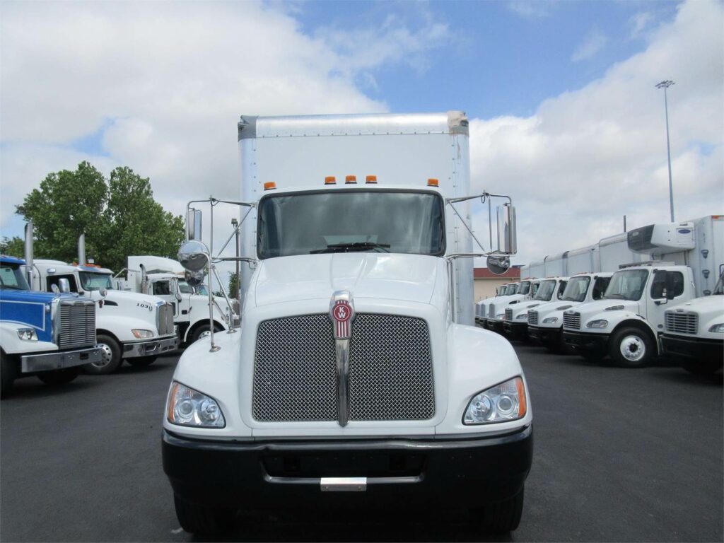 2021 Kenworth T270 26 ft Box Truck – 220HP, 6 Speed Allison Hs Automatic, Roll up Door, Liftgate