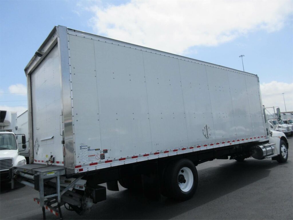 2021 Kenworth T270 26 ft Box Truck – 220HP, 6 Speed Allison Hs Automatic, Roll up Door, Liftgate