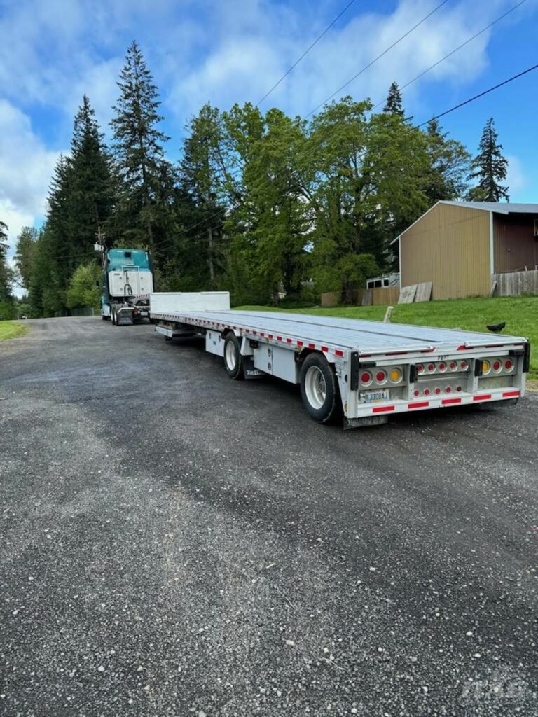 2017 Reitnouer 48ft Drop Deck Trailer – All Aluminum, Aluminum Floor, Spread Axle, Toolboxes, Ramps, Load Scale