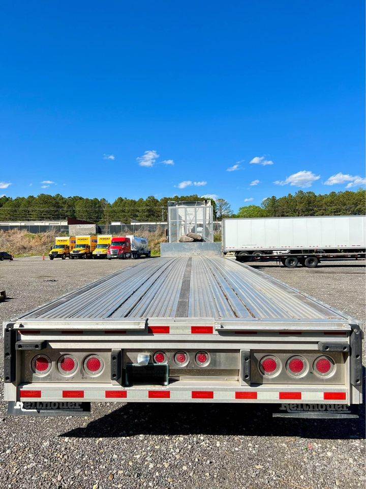 2018 Reitnouer 53ft Drop Deck Trailer – All Aluminum, Aluminum Floor, Rear Sliding Axle, Toolbox, Ramps, Dunnage Rack, Big Bubba