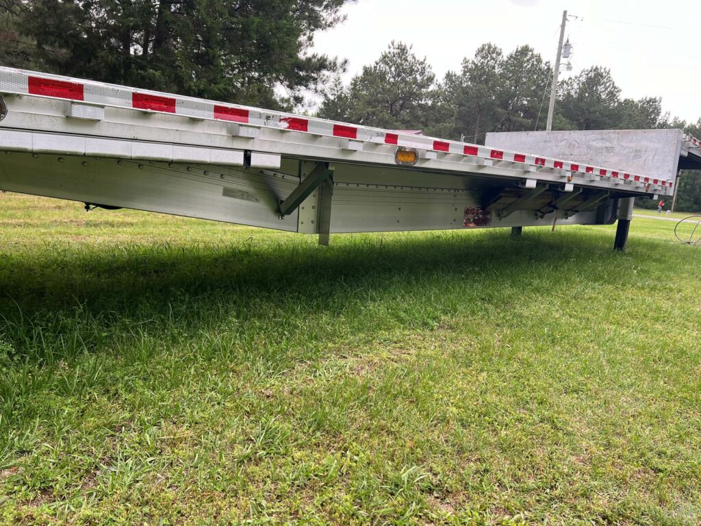 2021 Reitnouer 53ft Drop Deck Trailer – All Aluminum, Aluminum Floor, Rear Sliding Axle, Big Bubba