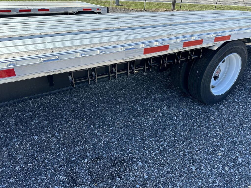 2024 Transcraft 48×102 Combination Drop Deck Trailer – Air Ride, Fixed Spread Axle