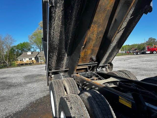 2006 Mack Granite CV713 Tri Axle Dump Truck – 427HP, 16′ Dump