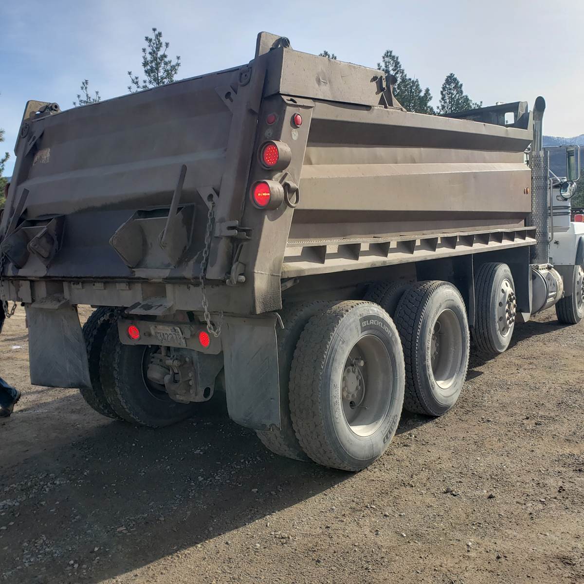 1992 Mack RD688S 7 axle transfer truck - HandshakeFleet