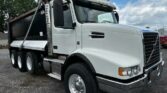 2017 Volvo VHD104B200 Tri Axle Dump Truck – D13 500HP, Automatic, 16′ Dump