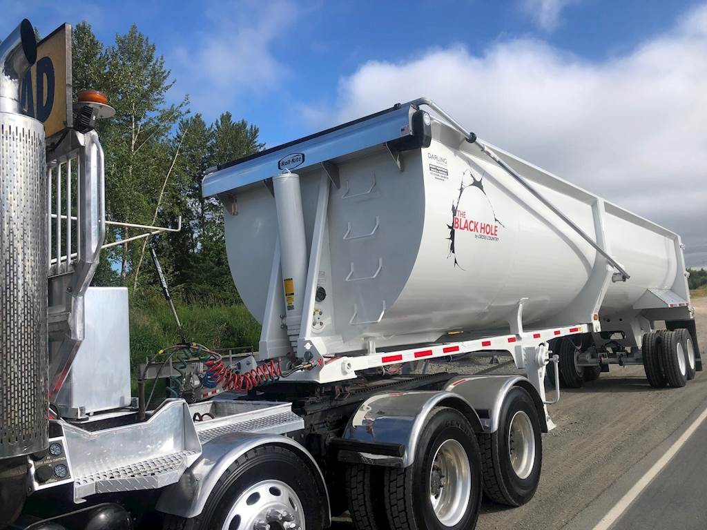 2025 Cross Country 380DT End Dump Trailer