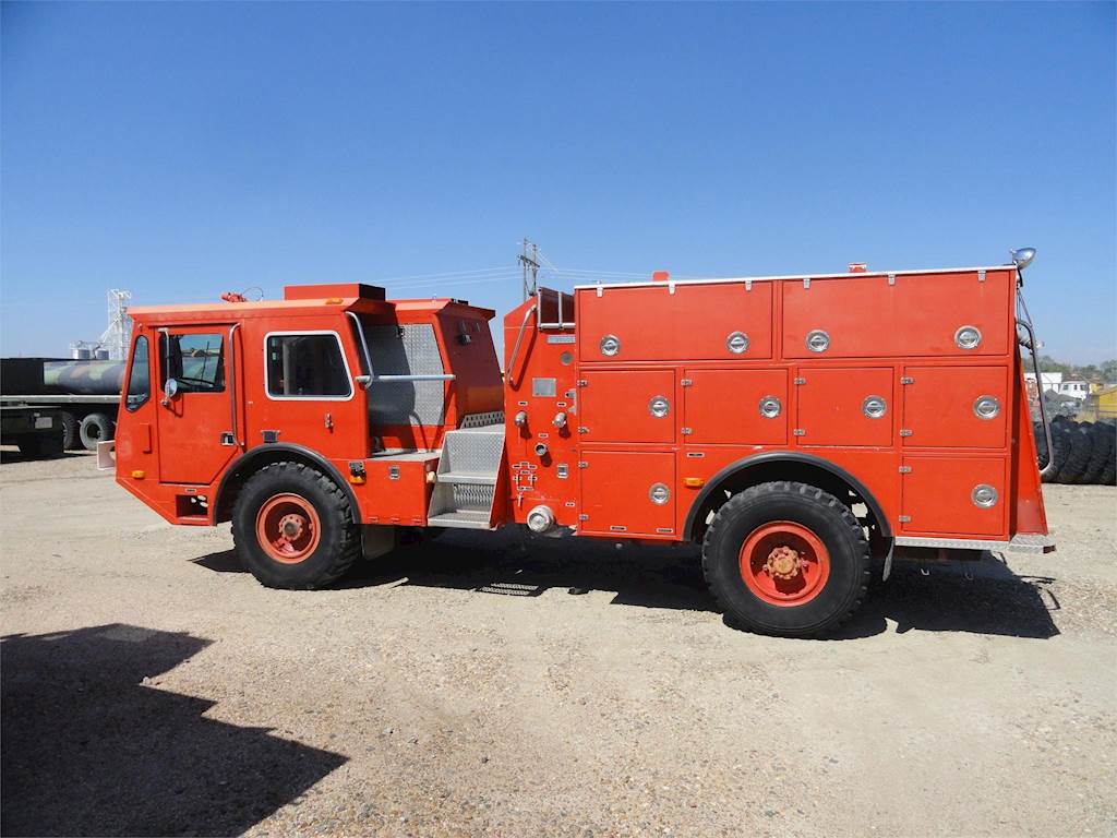 1987 Amertek 2500L Fire Truck