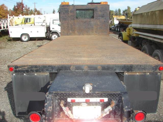 2000 International 9100 6X4 Flatbed Truck w / 13 Speed Fuller Transmission