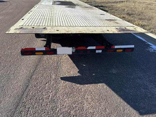 2006 Landoll 930-A Flatbed Trailer Traveling Axle Trailer Hydraulic Beaver Tail