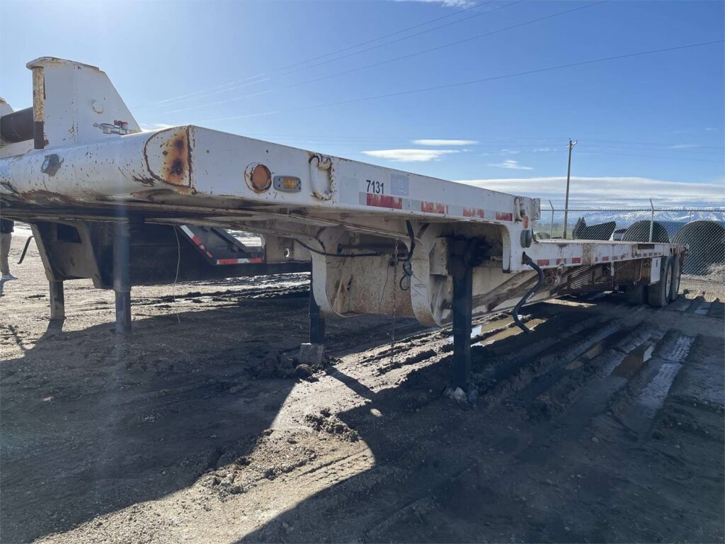 1967 Lufkin Steel Flatbed Trailer – Spring, Fixed Axle