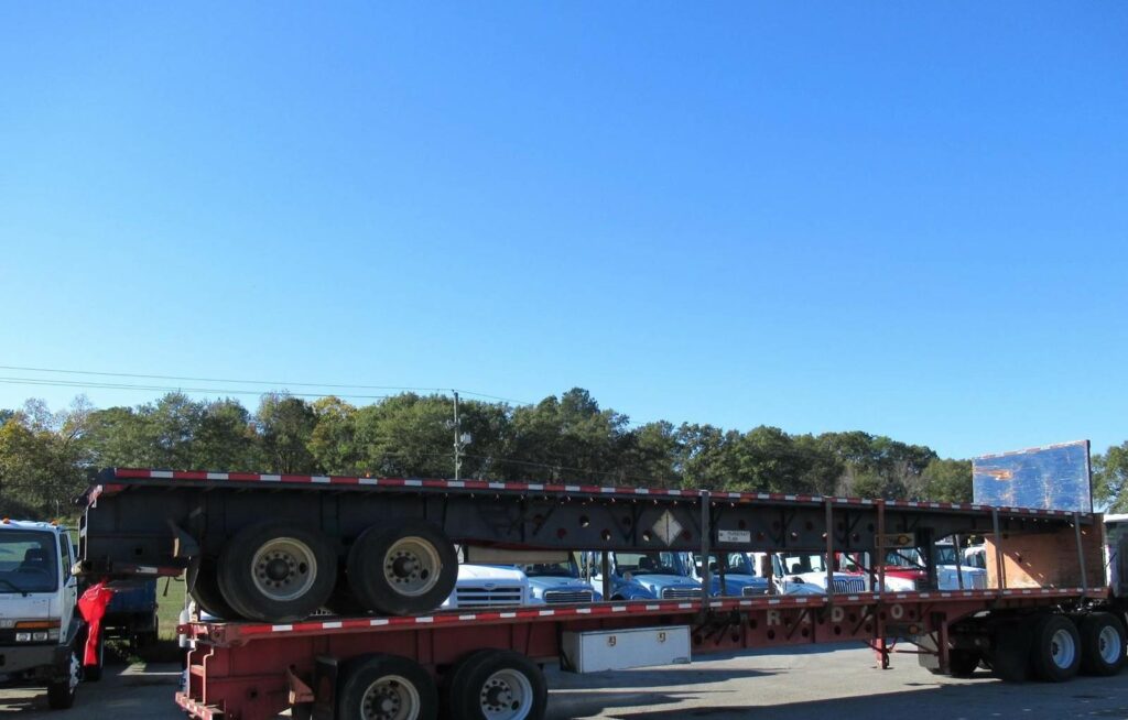 2004 Transcraft TL-80K Flatbed Trailer