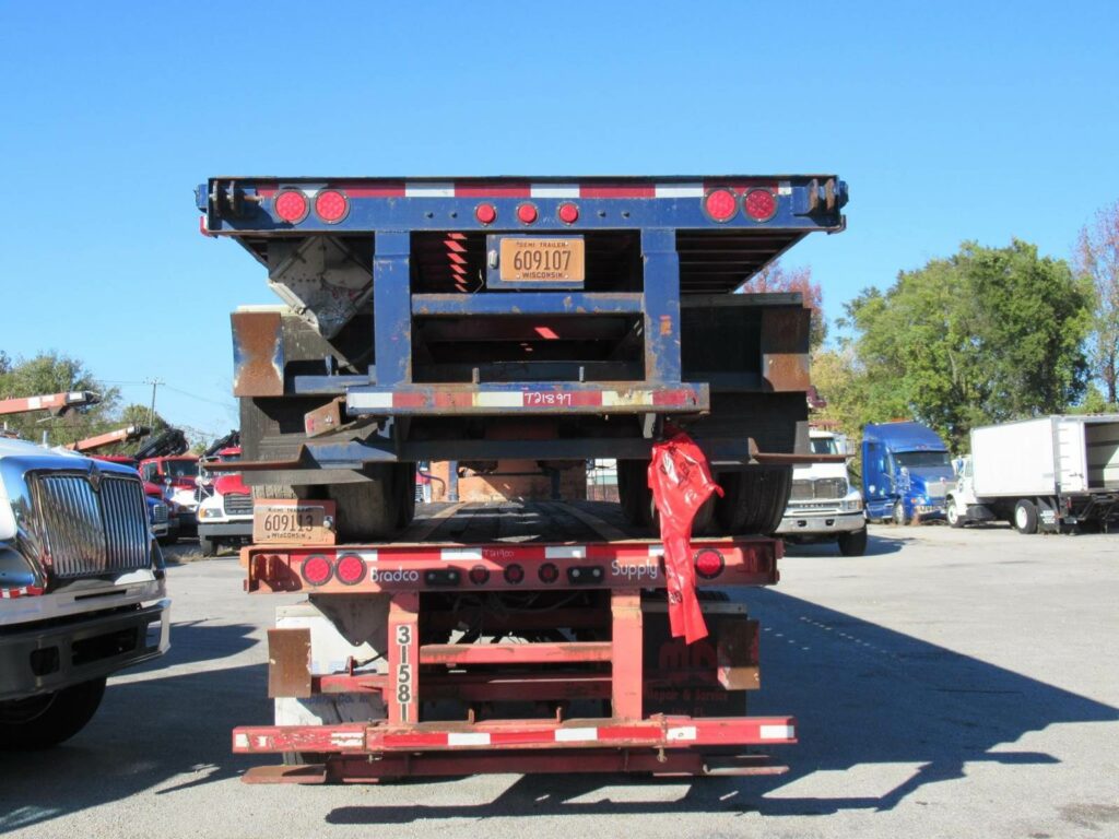 2004 Transcraft TL-80K Flatbed Trailer