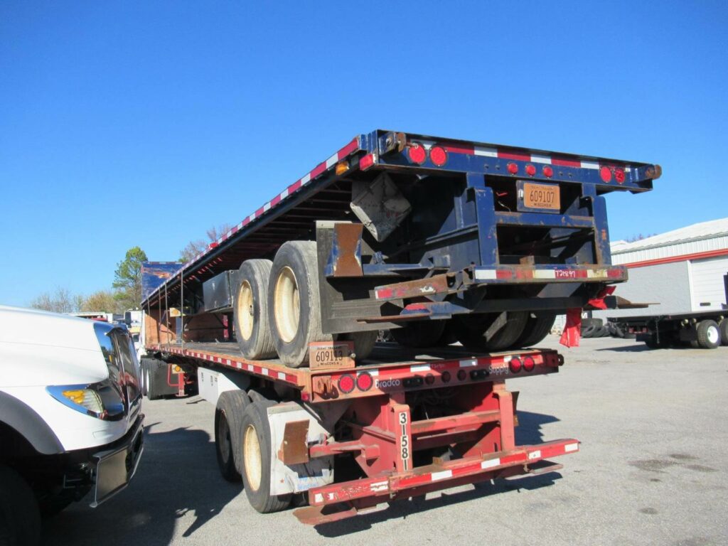 2004 Transcraft TL-80K Flatbed Trailer