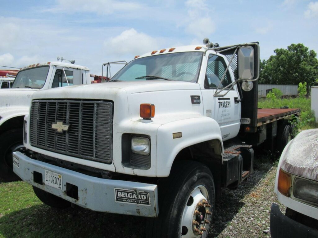 2000 Chevrolet Kodiak C7500 Tandem Axle 20 ft Flatbed Truck – 300HP, 8Ll Manual