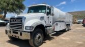 2015 Mack Granite GU713 Fuel & Lube Truck – 435HP