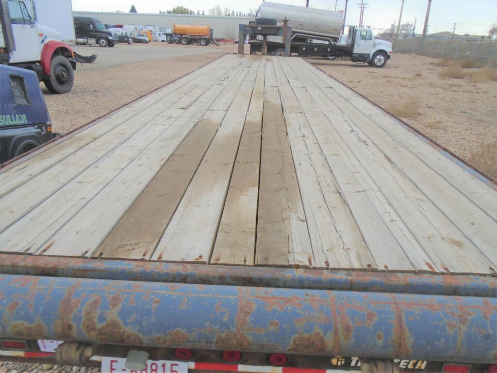 2006 Trailtech 40 Ft Tridem Gooseneck Trailer