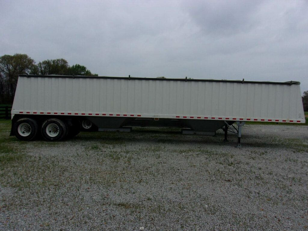 2010 JET 40 Hopper / Grain Trailer