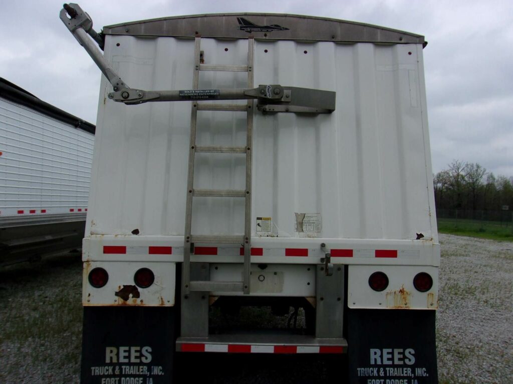 2010 JET 40 Hopper / Grain Trailer