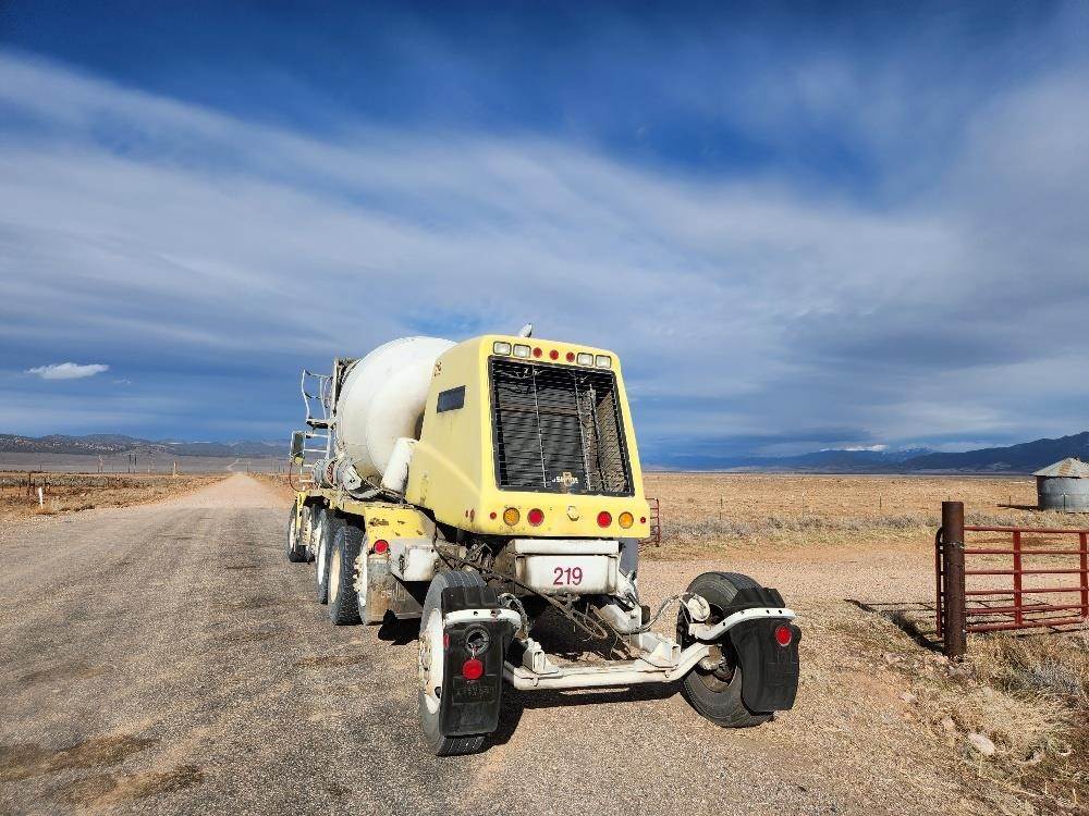 2006 Oshkosh S2146 Mixer / Ready Mix / Concrete Truck – Cummins, 6 Speed Automatic