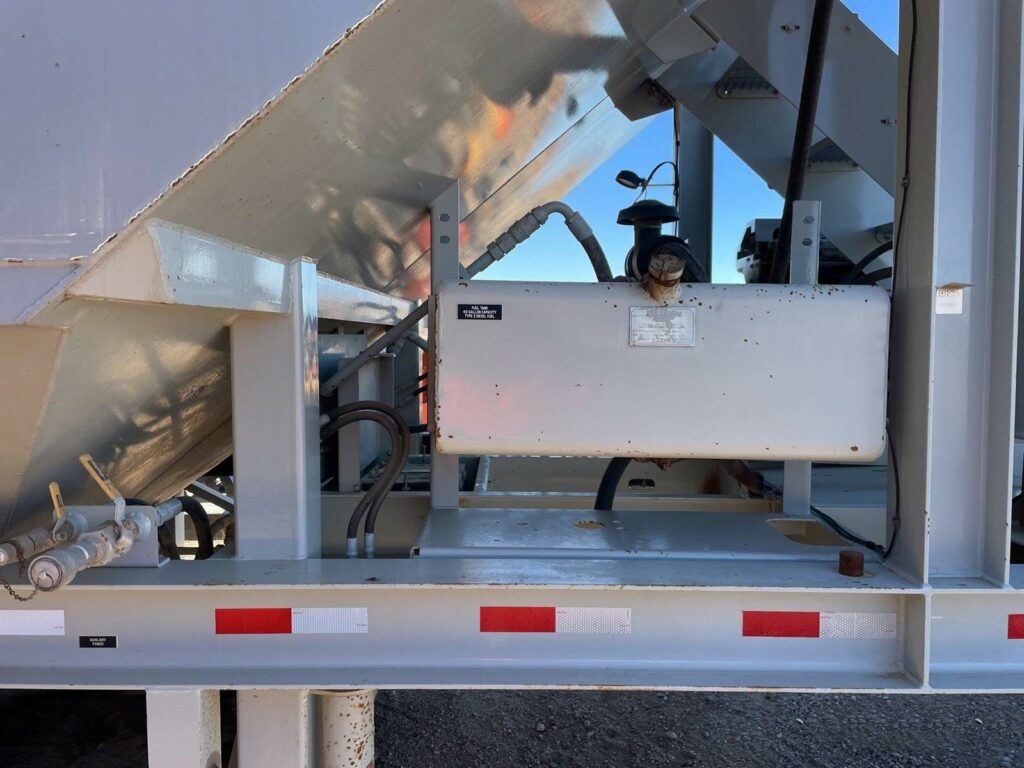 2011 Appco FS40 Oil Field Trailer