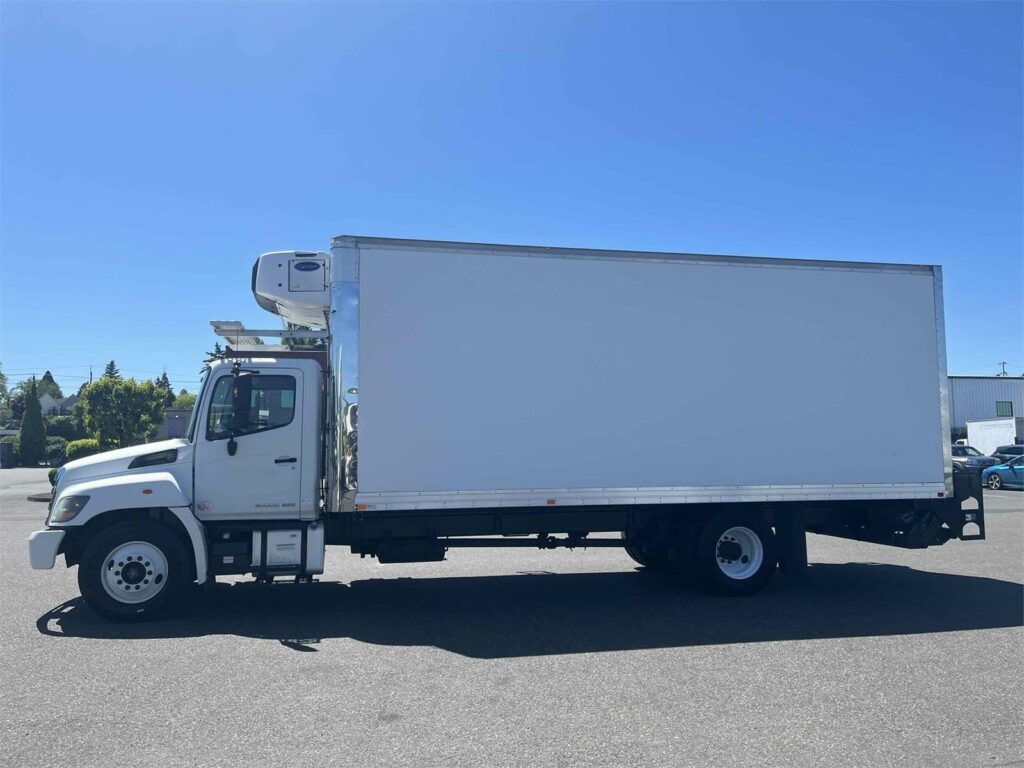 2017 Hino 268A Refrigerated Truck – 230HP, Automatic, Carrier, Multi-Temp, Liftgate