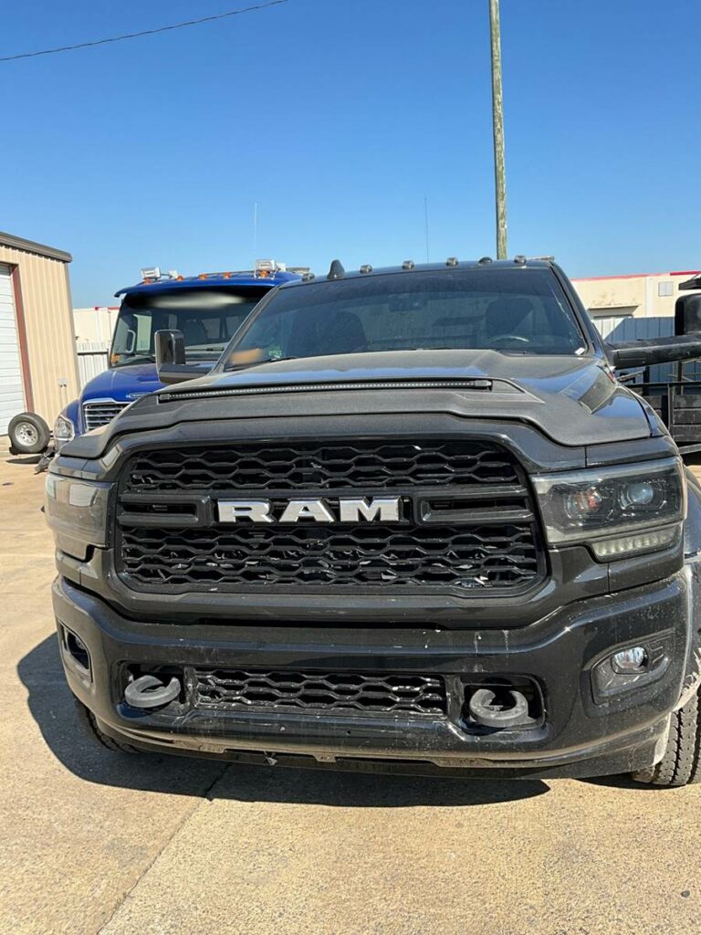 2022 Dodge Ram 5500HD Est. 20′ Rollback Truck