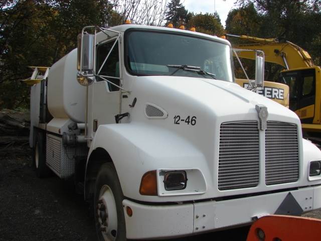 1999 Kenworth T-300 Service Truck