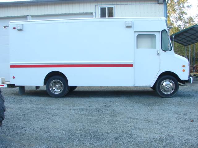 1992 Chevrolet P-30 Curb Master Step Van