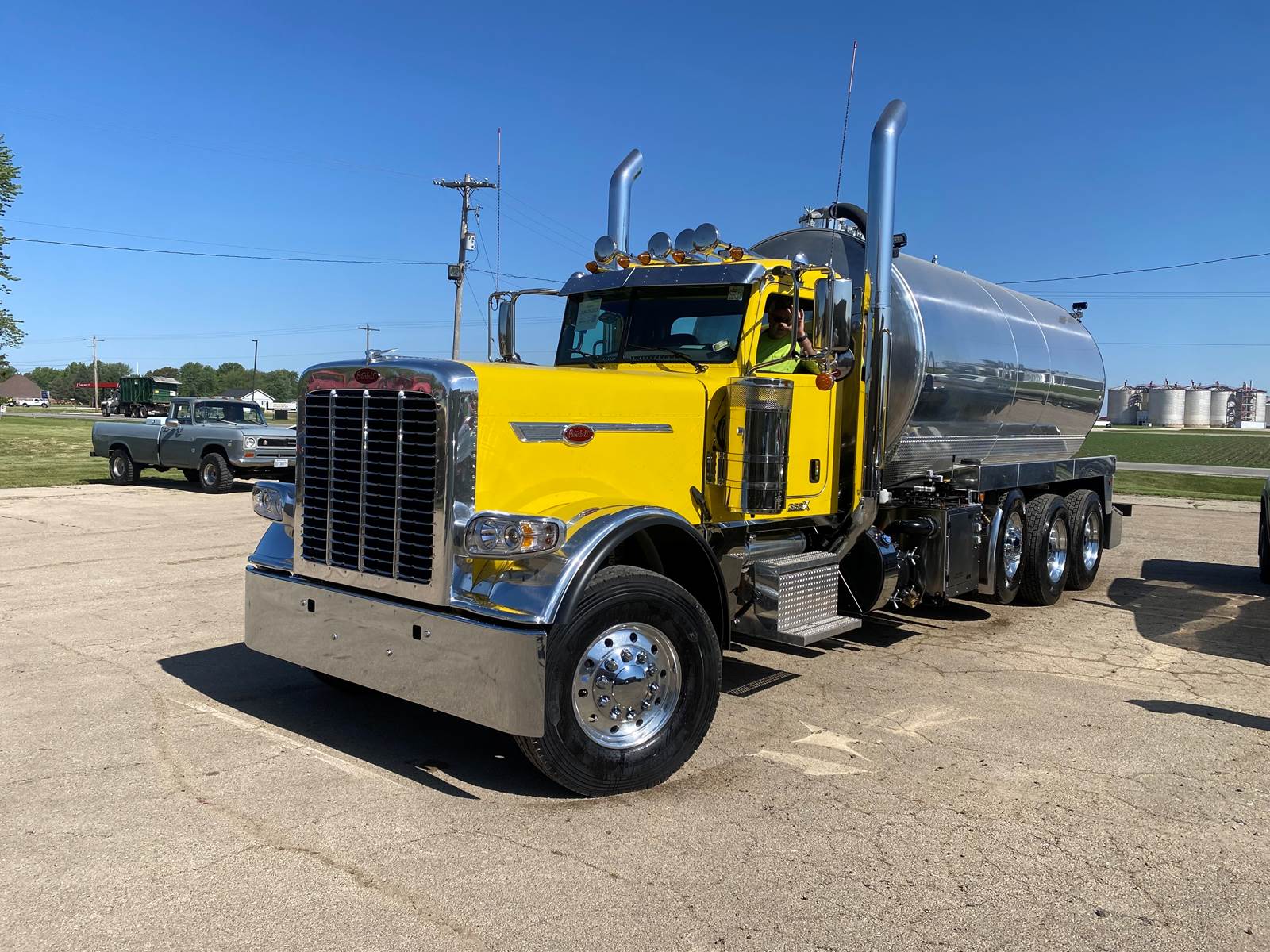 Peterbilt X Sewer Septic Truck Iron Vac Gallon