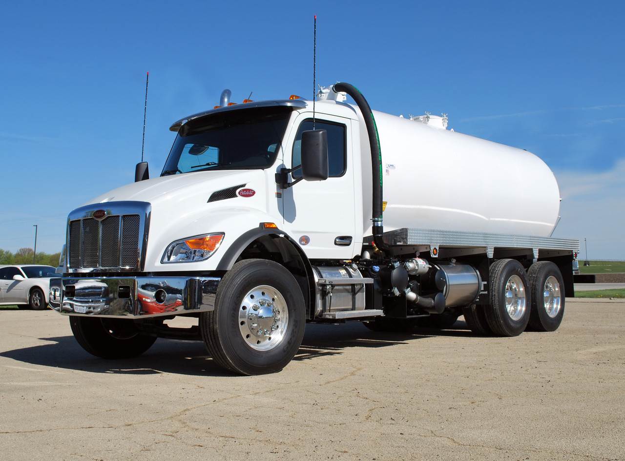 2024 Peterbilt 548 Sewer / Septic Truck - Iron-Vac 4200 Gallon Tank ...