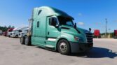 2018 Freightliner Cascadia 126 Sleeper Semi Truck – 72″ Raised Roof Sleeper, Detroit 450HP, 12 Speed Automatic