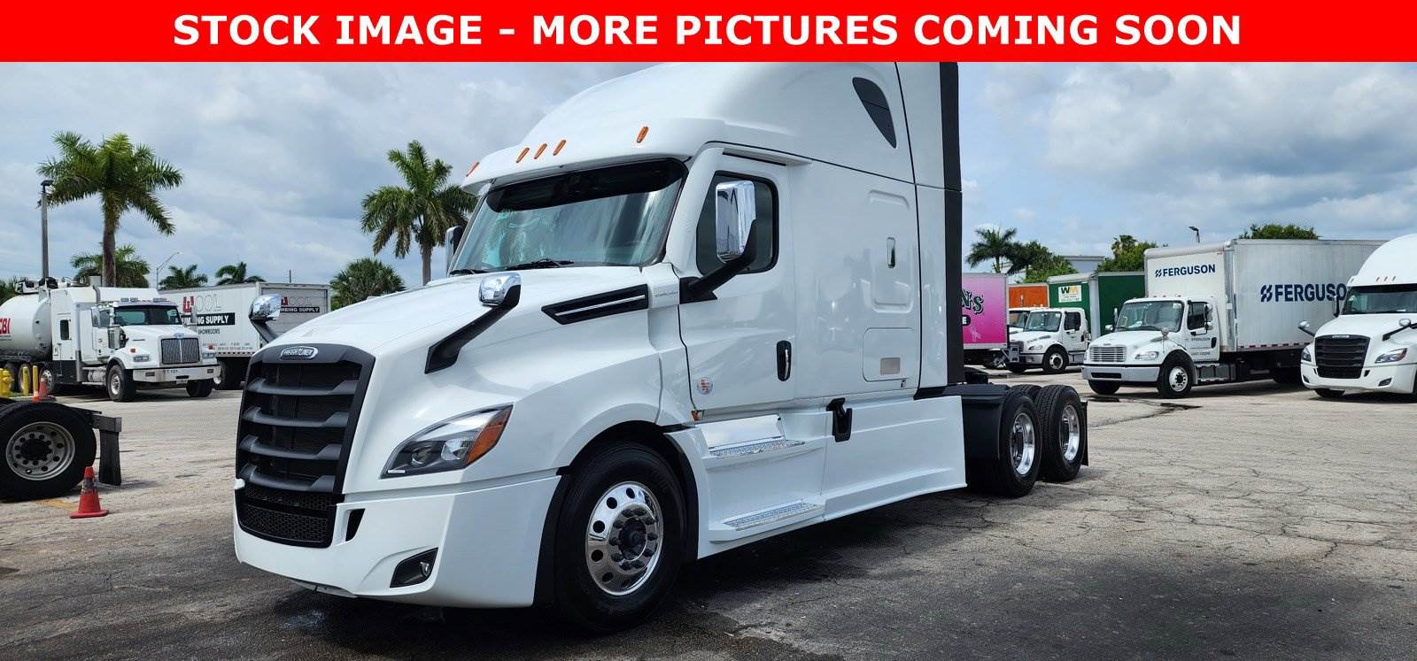 2025 Freightliner Cascadia 126 Sleeper Semi Truck Detroit 505HP