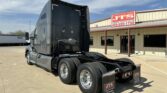 2019 Kenworth T680 Sleeper Semi Truck – 76″ Raised Roof Sleeper, Paccar 485HP, 13 Speed Manual