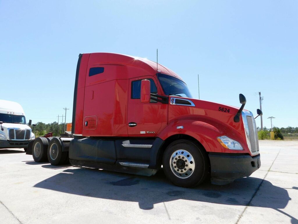 2020 Kenworth T680 Sleeper Semi Truck – Cummins 400HP, 10 Speed Automatic