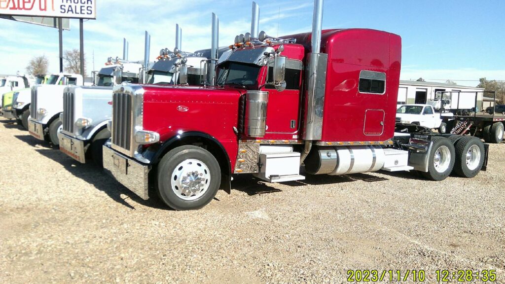 2021 Peterbilt 389EXHD Sleeper Semi Truck