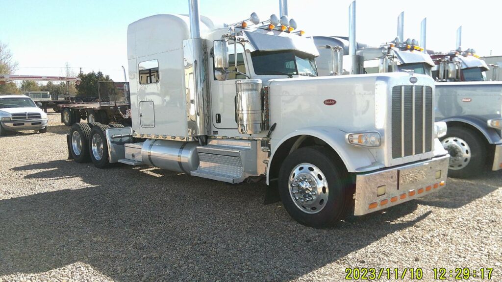 2021 Peterbilt 389EXHD Sleeper Semi Truck