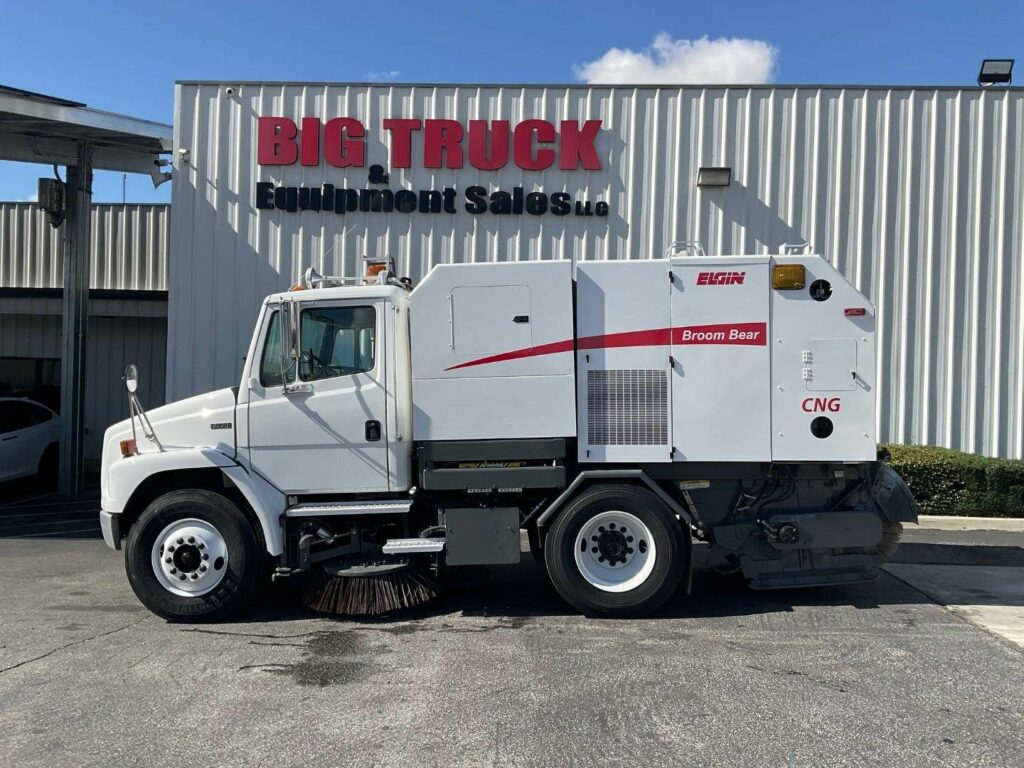 2004 Freightliner FL70 Sweeper Truck – Cummins, 250HP, 5 Speed Automatic